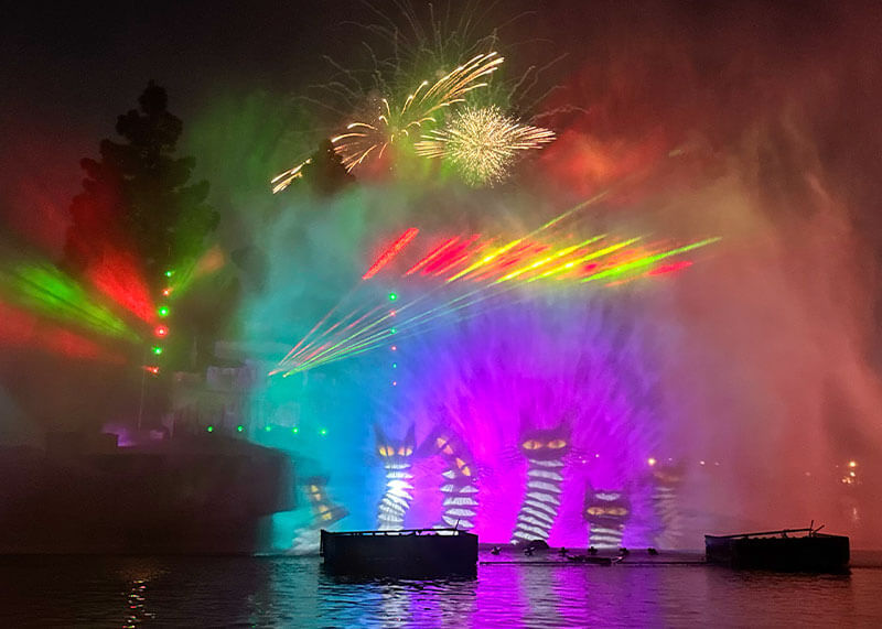 Best Places to View Disneyland Fireworks - Halloween Screams from Rivers of America