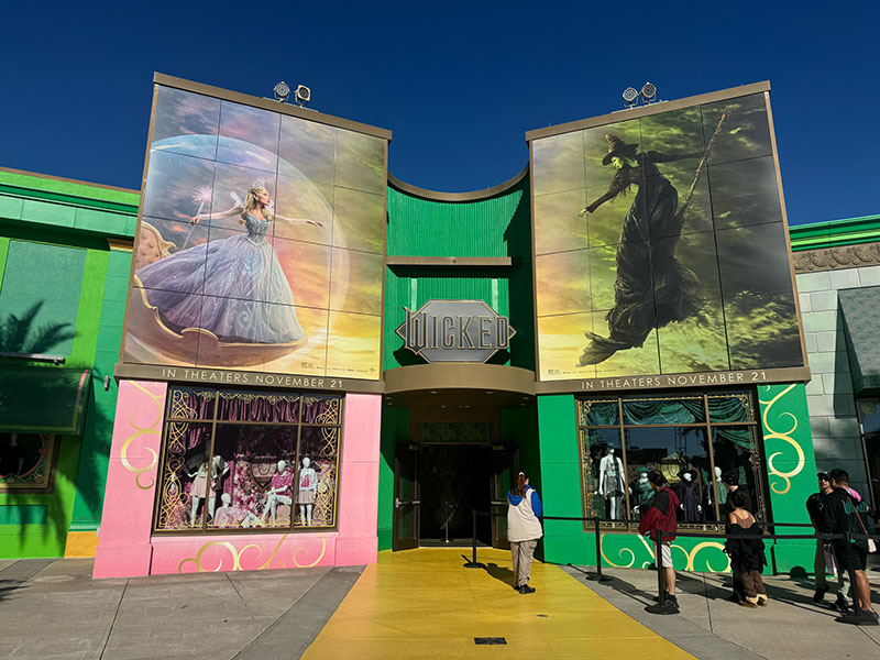 Wicked Experiences Universal - Facade