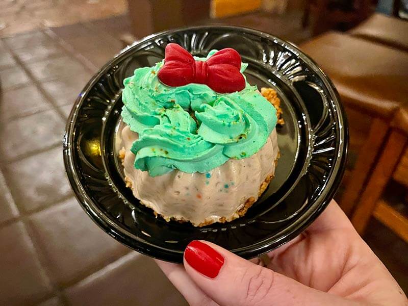 Mickey's Very Merry Christmas Party Food - Arroz Con Leche Wreath