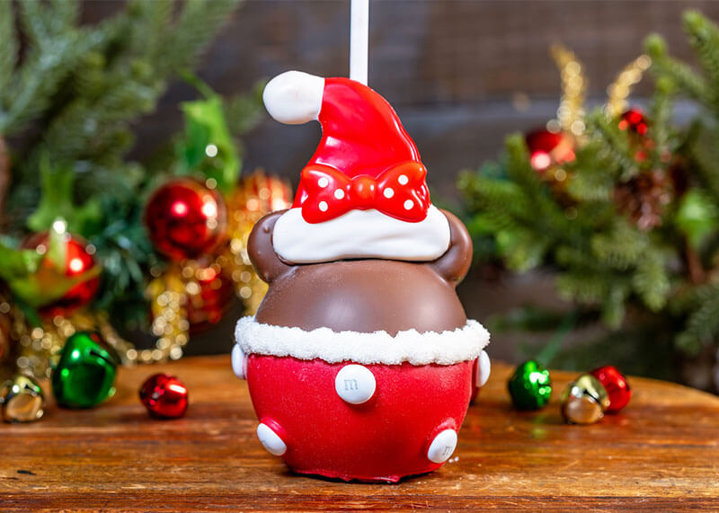 All the Disney California Adventure Holiday Food and Beverages - Santa Minnie Apple