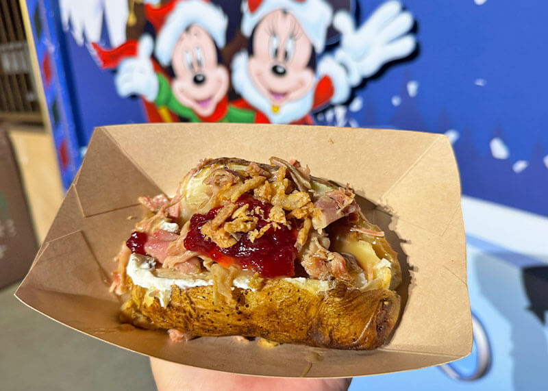 Delicious Options for Disneyland Thanksgiving Dinner - Turkey potato