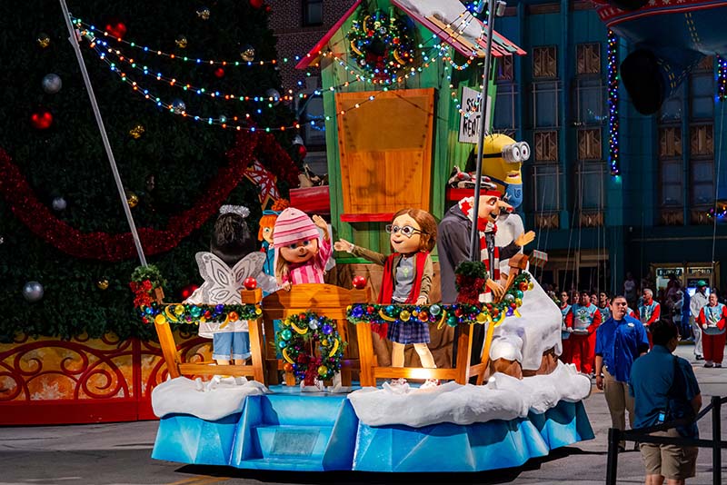Universal Orlando Christmas - Despicable Me