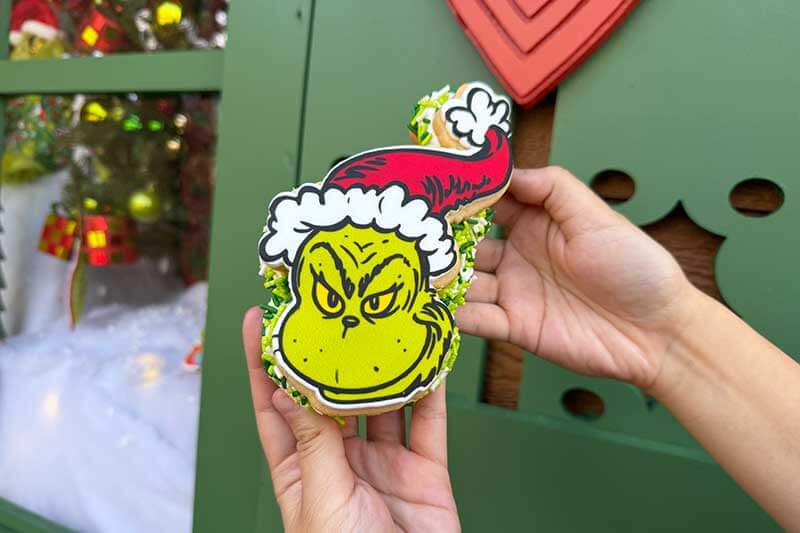 Universal Orlando Holiday Food - Grinch Sugar Cookie Sandwich