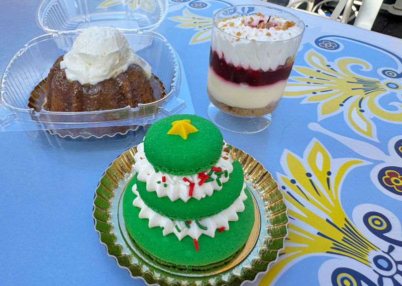 All the Holiday Sweet Treats & Foods at Disneyland Theme Parks - Macaron, sticky toffee pudding and parfait at Jolly Holiday