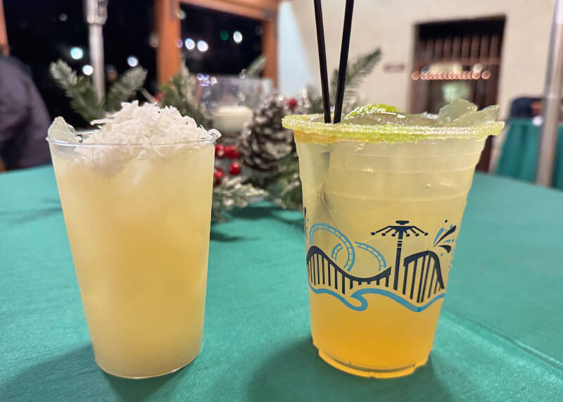 Our Festive Guide to Knott's Merry Farm - Mocktail and Caramel Apple Bourbon cocktail