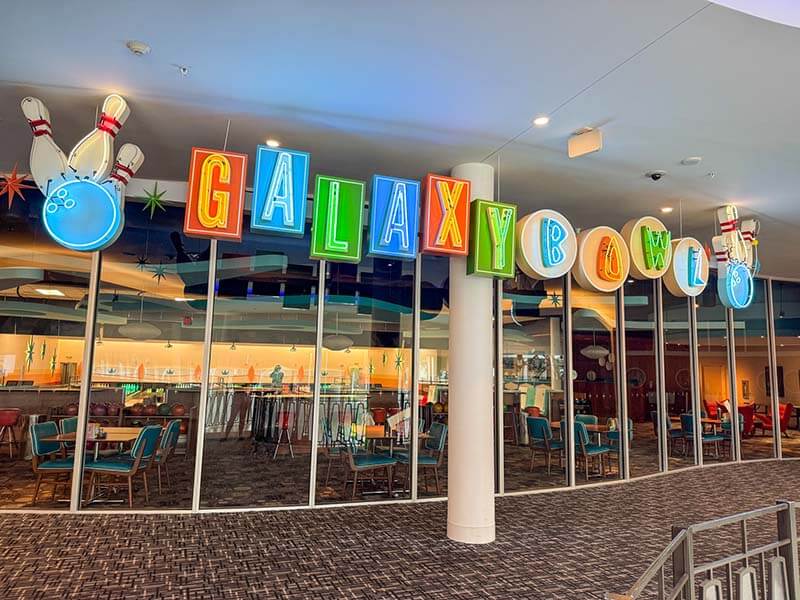 Holidays at Universal Orlando Resort - Galaxy Bowl