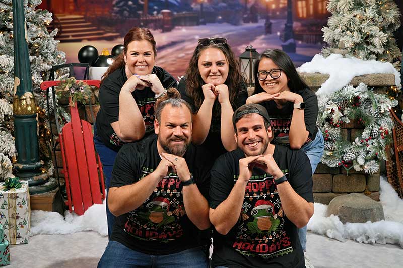 Disney Springs Christmas - PhotoPass Studios Holiday Photoshoot