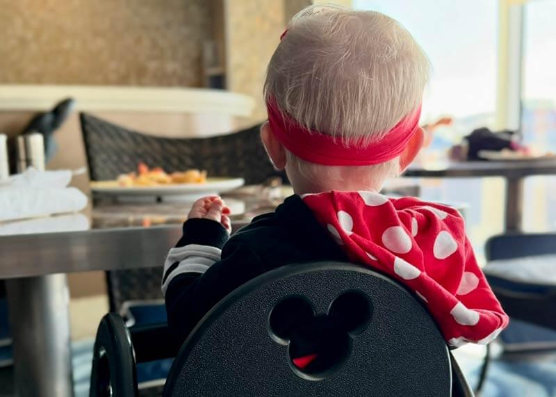 disney cruise with a baby - dining with a baby