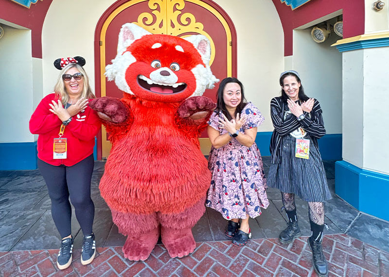 Celebrate Lunar New Year at Disney California Adventure - Women meet Red Panda