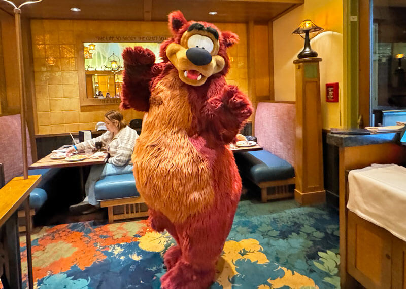 Disneyland Character Dining at Storytellers Cafe - Humphrey