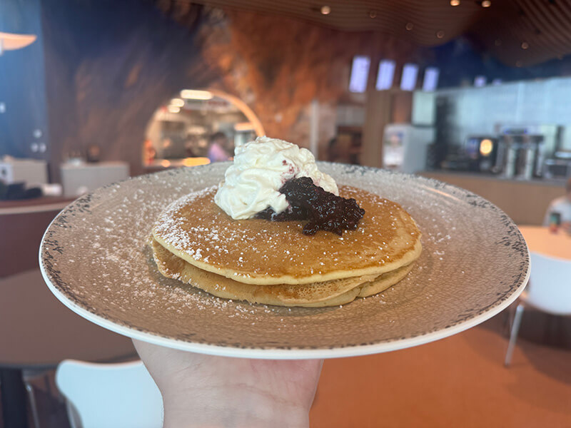 Universal Orlando Spring Break - Omega Cafe and Market