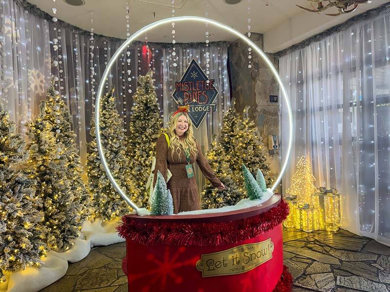 Universal Orlando Christmas - Green and Red Coconut Club
