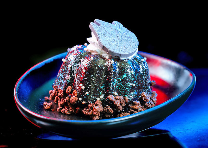 How to Celebrate Star Wars Month at Disneyland Resort - Cake at Star wars Nite