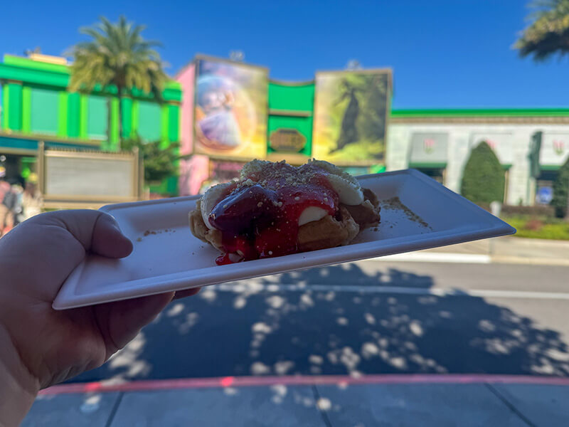 Cheap Food at Universal Orlando - Strawberriful Cheesecake Waffle