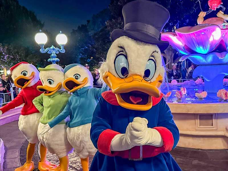Full ~Frogtastic~ Guide to Disneyland Events - 70 Years of Favorites with Scrooge McDuck and the triplets