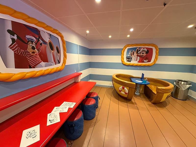 Disney Wonder - youth club space onboard