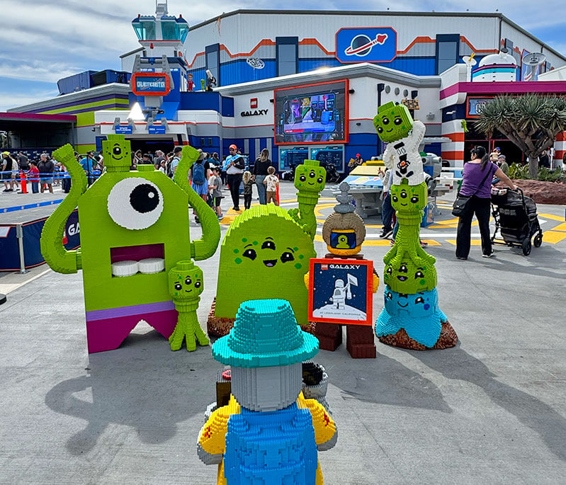 Building a Perfect Day with a Park Plan at LEGOLAND California - LEGO Galaxy and Galacticoaster