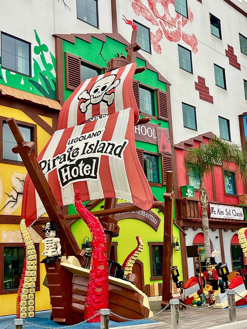 LEGOLAND Florida Resort - LEGOLAND Pirate Island Hotel