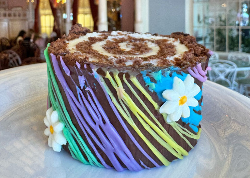 How to Have the Best Day Ever with Bluey at Disneyland - Stumpfest cake
