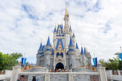 Your Guide to Navigating Virtual Queues at Walt Disney World