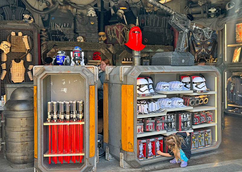 Our Galactic Guide to Star Wars: Galaxy’s Edge at Disneyland - Black Spire Surplus