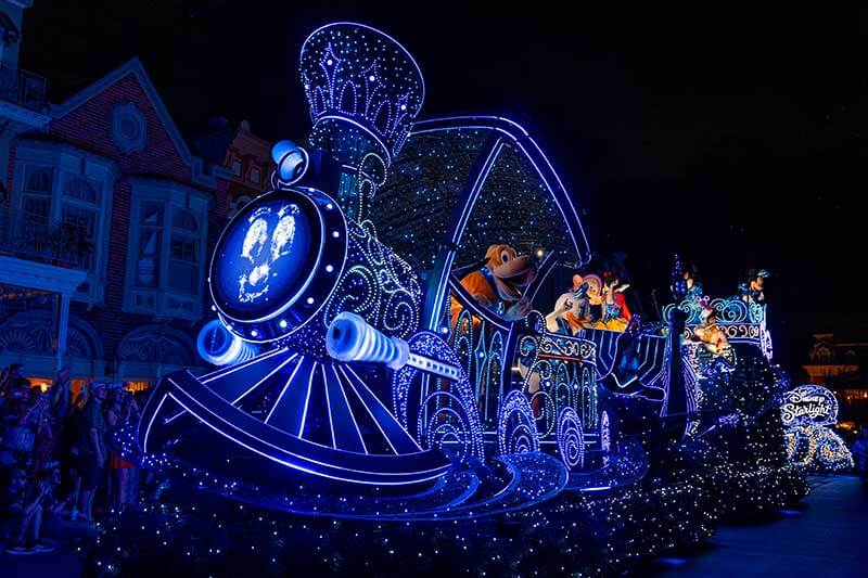 Disney World Deals - Mickey and Friends in Starlight Parade at Magic Kingdom