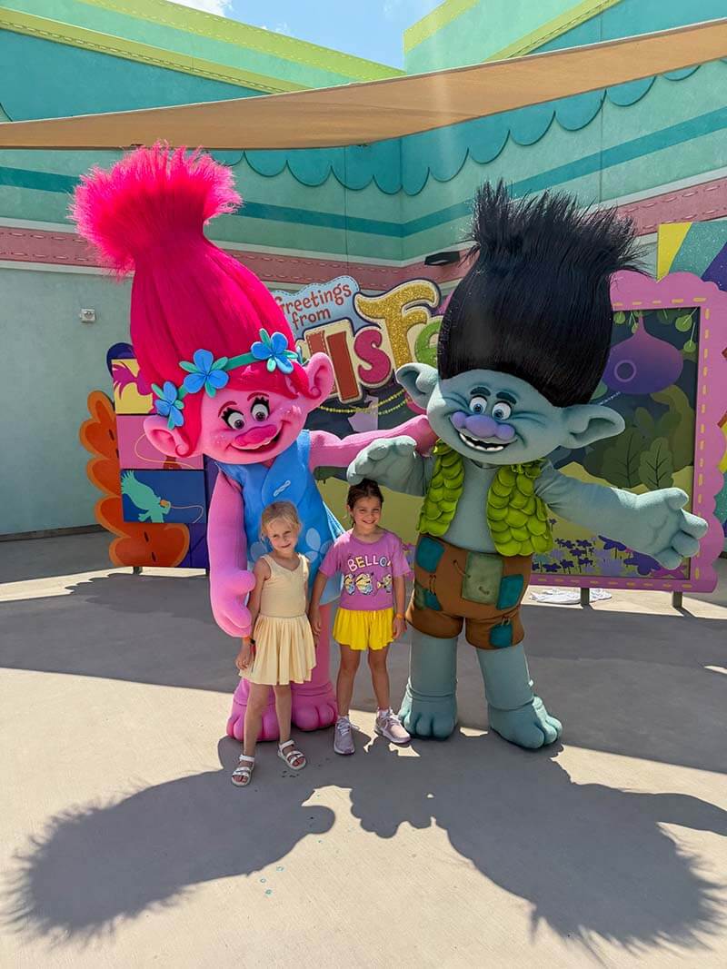 Branch and Poppy with Kids at Universal Kids Resort