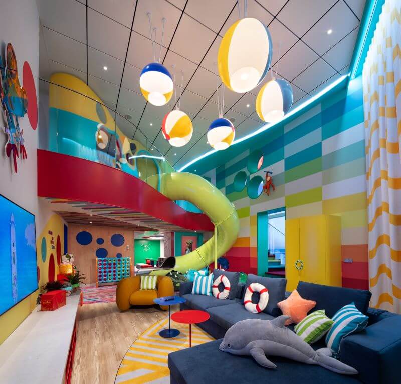 Ultimate Family Townhouse suite on Royal Caribbean Legend of the Seas.