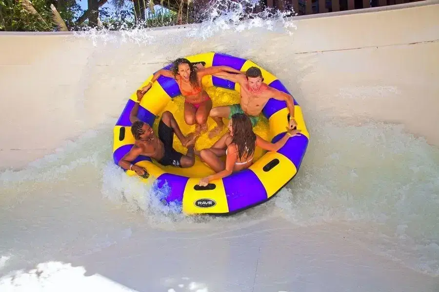 Raging Waters Los Angeles