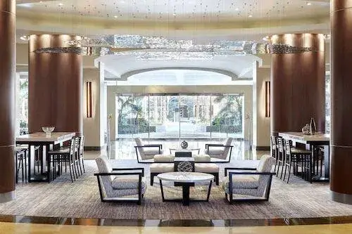 Lobby_03.jpg
