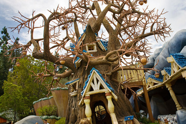 Chip 'n Dale Treehouse