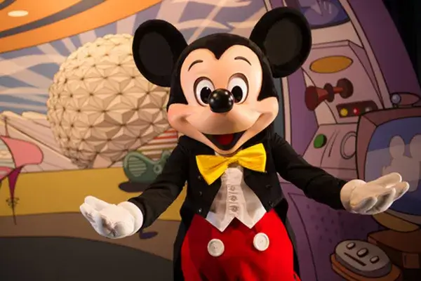 Disney Pals at the EPCOT Character Spot