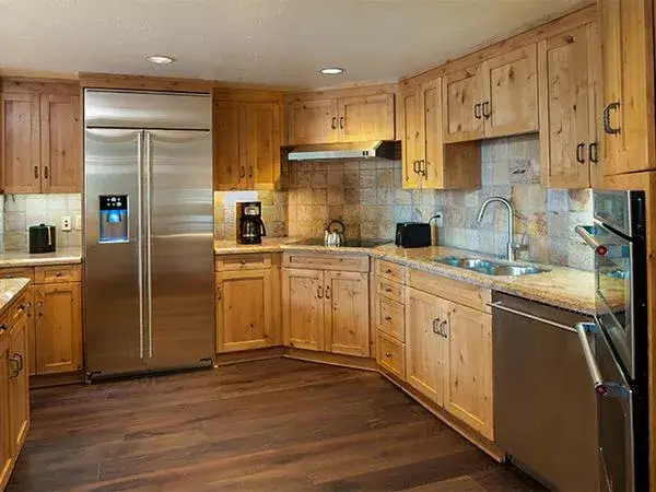 307_kitchen copy.jpg