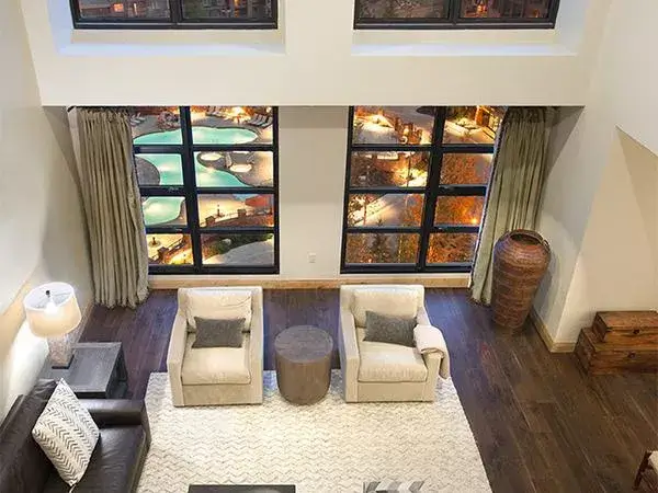 312_livingroom copy.jpg