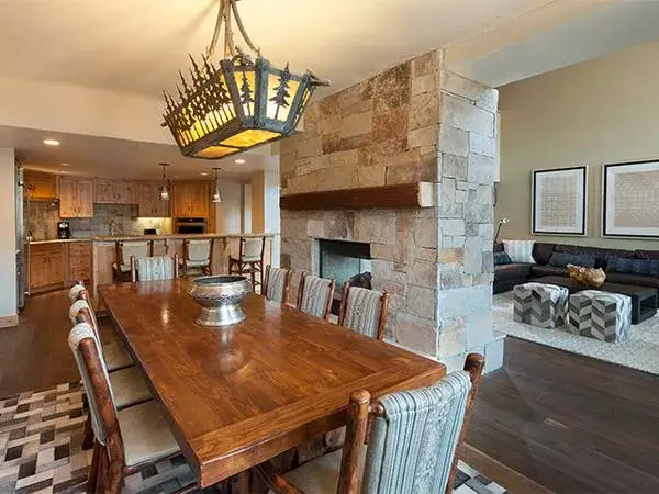 313_diningroom copy.jpg