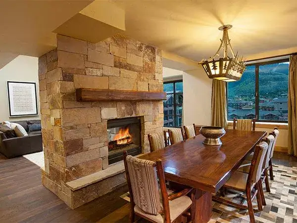 314_diningroom copy.jpg