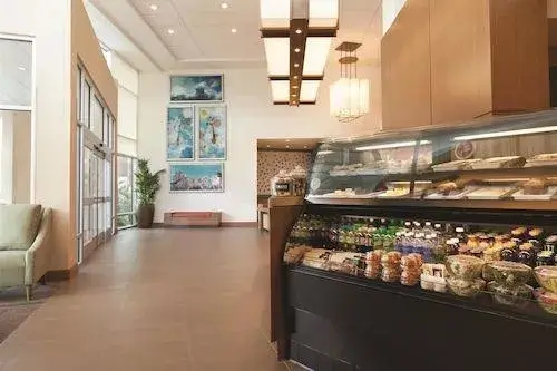 Dining_01.jpg