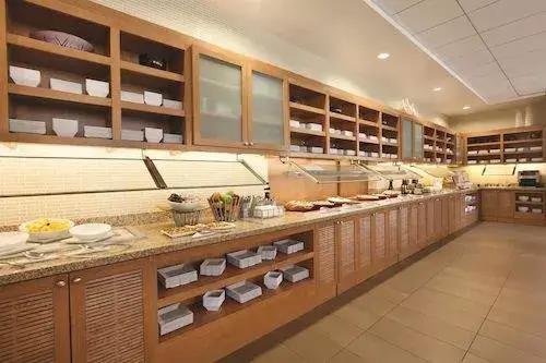 Dining_06.jpg