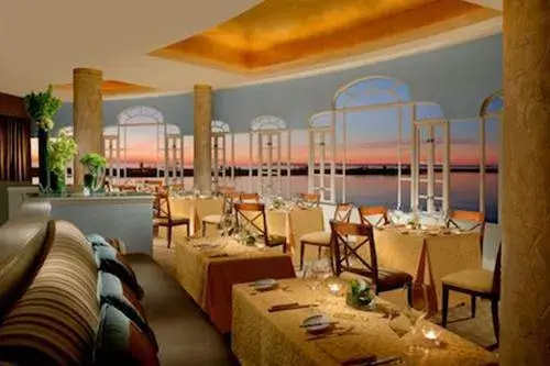 dining_01.jpg