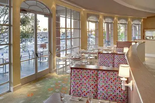 dining_02.jpg