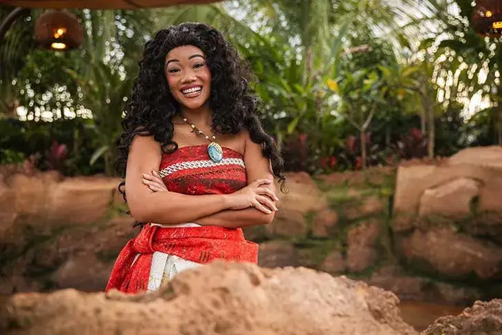 Meet Moana in World Nature