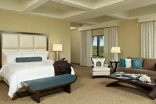 guestroom_01.jpg