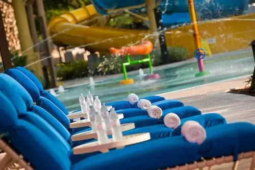 Pool_05.jpg