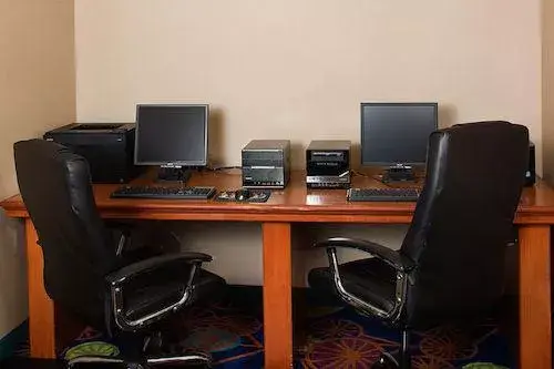 Business Center.jpg