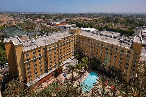 Exterior_03.jpg