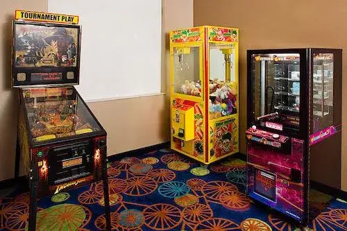 Gameroom_01.jpg