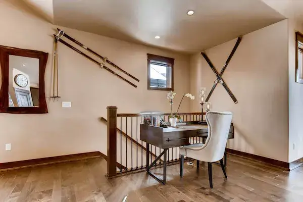 4 BD - Unit 76