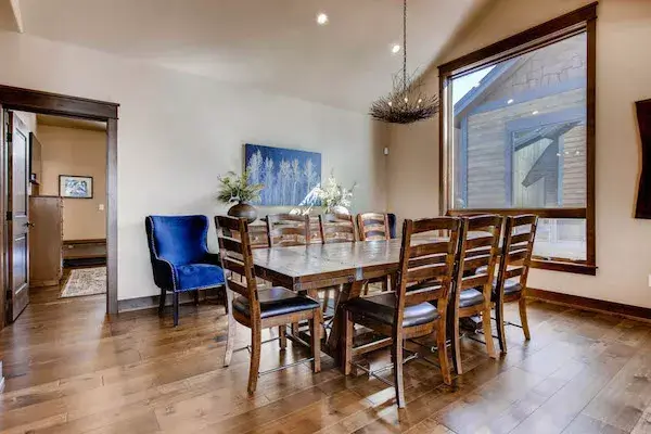 4 BD - Unit 76