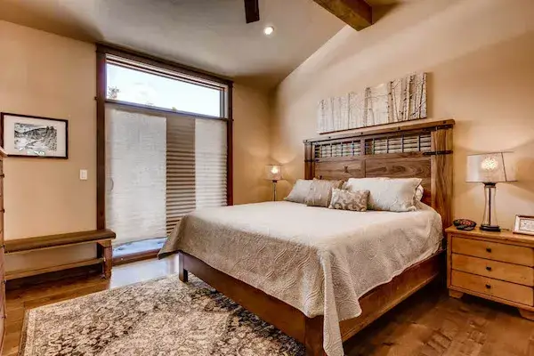 4 BD - Unit 76