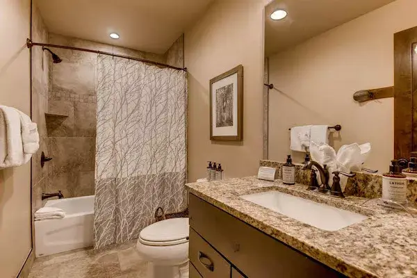 4 BD - Unit 76